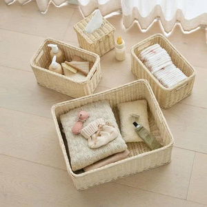Pequeño y Elegante Juego de Cestas de Ratán con Estructura de Acero Resistente, Diseñado para Evolucionar con tu Hogar - Product Image 4