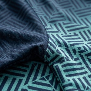 Uniforme de Fútbol de Alta Calidad, Conjunto de Camiseta y Pantalones Cortos Sublimados Personalizados, Tela que Absorbe la Humedad para Clubes, Academias y Equipos - Product Image 4