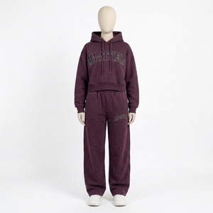 Conjunto Deportivo Casual de Dos Piezas para Mujer, Sudadera Corta Morada Lavada y Pantalones Deportivos Anchos - Product Image 3