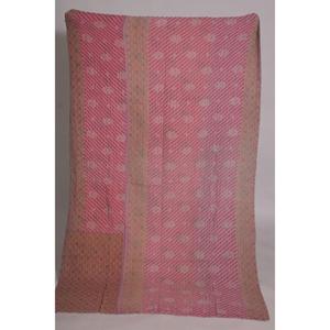 ผ้าห่มอินเดียลายดอกไม้สไตล์โบโฮ ทำมือ วินเทจ ผ้าฝ้ายสองด้าน ใช้คลุมเตียงหรือใช้เป็นผ้าห่มได้ - Product Image 2