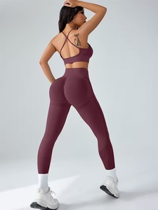 Ensemble de yoga décontracté 2 pièces pour femme : Soutien-gorge de sport à bretelles et Legging d'entraînement taille haute texturé losanges, léger et athlétique - Product Image 3