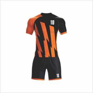 Conjunto de Camiseta de Fútbol Sublimada Personalizada, Franjas Naranjas y Negras, 100% Poliéster, Manga Corta, Absorbe la Humedad, Cuello en V Regular, Personalizable para Equipos - Product Image 3