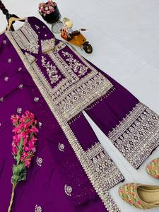 Salwar Kameez violet brodé avec des détails en fil doré, tenue traditionnelle pour femmes, Inde, Pakistan, mariage, longueur cheville, coupe classique - Product Image 4
