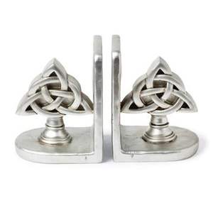 Sujetalibros minimalistas de metal que combinan líneas limpias con soporte práctico para exhibir libros de pie. - Product Image 6