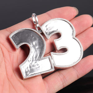 Collier Pendentif Personnalisé Élégant en Moissanite VVS, Argent Sterling 925, Bijoux Hip Hop Iced Out, Création de Luxe Tendance - Product Image 1