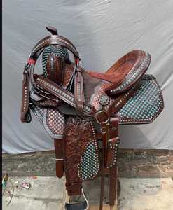 Sillín de cuero occidental con estructura de fibra, herrajes de acero inoxidable SUS304, detalles de cocodrilo turquesa y asiento acolchado para equitación - Product Image 1