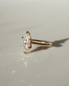 Anillo de Compromiso con Diamante Marquise Cultivado en Laboratorio, Certificado por IGI, Anillo de Diamante Marquise de Laboratorio, Anillo Solitario Marquise de Seis Puntas en Oro Amarillo de 14K - Product Image 4