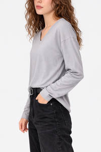 Camiseta de Manga Larga con Cuello en V para Mujer, Transpirable, Ecológica, Antipilling, de Secado Rápido, Informal, Holgada, de Algodón, con Logotipo Personalizado OEM - Product Image 4