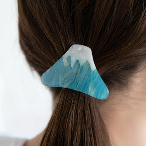 Hecho a Mano en Japón Mt. Set de 3 Accesorios para el Cabello Fuji: Coletero Acrílico y Pinzas para el Cabello para Mujer - Product Image 2