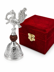 Campana Decorativa de Aluminio con Grabado, Acabado Plateado, Adorno con Piedra Roja, para Navidad, Diwali y Festividades Tradicionales, 2 Pulgadas de Diámetro - Product Image 4