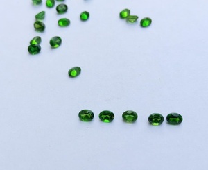 Turmalina Cromada Premium Ovalada de 7x5 mm, Gema Verde Natural para la Fabricación de Joyería al por Mayor y Diseños de Joyería Personalizados - Product Image 3