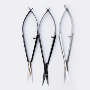 Ciseaux à cuticules en acier inoxydable, droits, couleur argent, pour droitiers, durables, pour le travail de manucure, haute qualité, personnalisés - Product Image 3