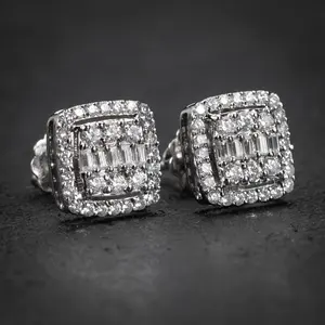 Pendientes de tuerca cuadrados chapados en plata de ley para mujer, estilo hip hop, con moissanita y cierre de rosca - Product Image 3