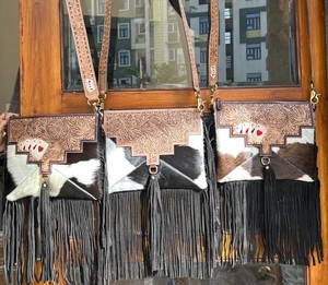 Hot Sale Designer Hand Tooled Carving Leather Fringe Tote Bag Stylish Purse Cowhide Fur Leather Bags for Women's Multi Use - Product Image 3