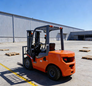 Montacargas de Combustible Dual 2.5T 3T 3.5T Nuevo Directo de Fábrica - Montacargas Eléctricos, Diésel y Gas Natural en Oferta - Product Image 3