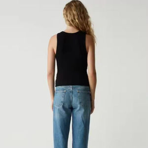 ซื้อจากผู้ผลิตเสื้อกล้ามผู้หญิงคุณภาพสูงแบบกำหนดเองจากนี้ พร้อมบริการพิมพ์โลโก้แบบกำหนดเองได้หลากหลายรูปแบบ - Product Image 4