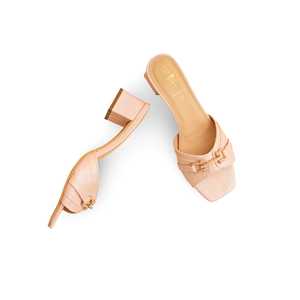 FR8379รองเท้ากีฬาทางการสีชมพู - Product Image 1