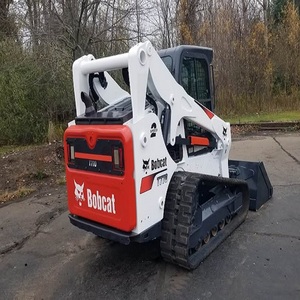 Chargeuse compacte sur pneus Bobcat avec composant moteur essentiel, engin de construction en promotion - Product Image 2