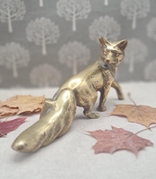 Sculpture de renard en métal artisanale, finition or antique, figurine de faune réaliste, statue de renard réaliste, œuvre d'art décorative animale