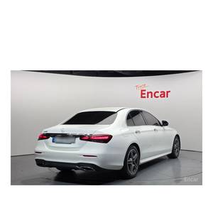 Mercedes-Benz Clase E E250 AMG Line, Modelo de Junio de 2022, con 39,216 km, Caja de Cambios Automática, Asientos de Cuero, Cámara Trasera - Product Image 2