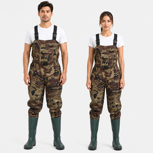 Salopette de pêche et de chasse imperméable camouflage pour hommes et femmes avec bottes en caoutchouc - Product Image 1