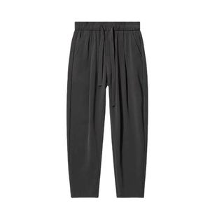 Pantalon de survêtement surdimensionné personnalisé pour homme – Qualité supérieure, séchage rapide, décontracté, coupe droite, fuselé, ample, polyvalent, tendance, couleur unie - Product Image 2