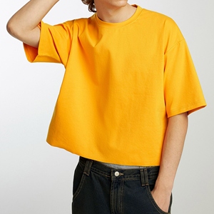 Camiseta de Manga Raglán Color Crema para Hombre con Ribete en Contraste Azul Marino, Cuello Redondo, Corte Regular, Jersey de Algodón, Diseño Liso Informal - Product Image 3