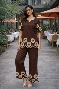 Ensemble de Salwar Kameez Moderne Brodé de Qualité Supérieure, Idéal pour le Quotidien, Élégant, Confortable et Tendance pour les Fêtes - Product Image 5