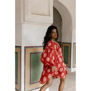 Vestido Mini Ria Sólido Natural, Hecho a Mano de Forma Ética, 100% Algodón Puro, Silueta Suave y Fluida, Ropa Sostenible para Mujer - Product Image 4