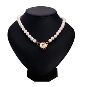 Collar de Perlas de Agua Dulce Elegante al por Mayor de Zhuji con Cierre de Rosa, Simple y Elegante para Mamá o Suegra - Product Image 5