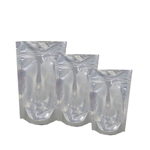 Solution d'emballage ultime Pochettes debout durables avec fermeture à glissière et film multicouche avancé pour une conservation supérieure des collations - Product Image 5