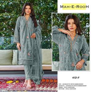 Costumes de mariage pakistanais brodés en georgette colorée de créateur Belle fête élégante et tenue occasionnelle avec Salwar - Product Image 3