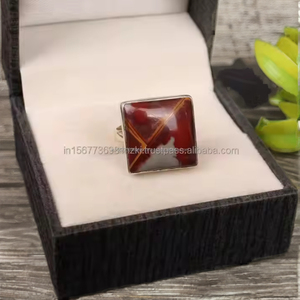 Noreena Jasper Ring by Femmes Bijoux-Anillo de plata esterlina-Piedra preciosa rectangular-Ideas de regalo hechas a mano-Regalo de boda para él Joyería - Product Image 1