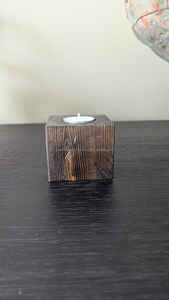 Soporte de luz en T de latón antiguo con recortes tradicionales, soporte de vela de estilo indio para Pooja, templo y decoración festiva - Product Image 3