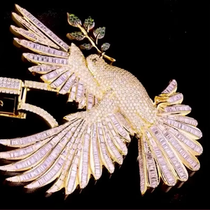 Colgante de paloma voladora de lujo, chapado en oro de 18K, plata 925, moissanita con corte baguette, dijes de animales, joyería Hip Hop Iced Out - Product Image 5
