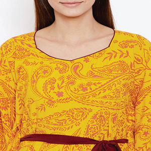 Vestido Kaftán de Gasa Amarillo con Estampado Paisley para Mujer, con Cinturón Cruzado, Elegante, Largo hasta el Suelo, Manga Casquillo, Cuello Redondo - Product Image 6
