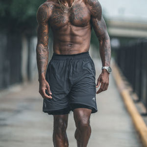 กางเกงขาสั้นออกกำลังกายเอวสูงสองชั้นสำหรับผู้ชาย ฟิตเนส 2 in 1 กางเกงซับใน กางเกงขาสั้นผู้ชาย โพลีเอสเตอร์ 100% กางเกงขาสั้นสองชั้น - Product Image 5