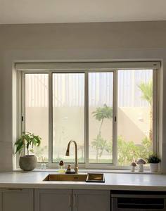 Fabricant professionnel vietnamien de portes coulissantes en verre à double vitrage, profilés fins en aluminium, pour salles de bain modernes. - Product Image 5