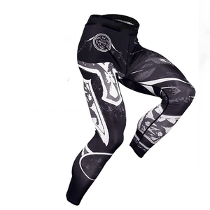Ensemble de compression personnalisé pour l'entraînement physique, tenue de sport respirante et anti-humidité pour hommes, performance athlétique - Product Image 1