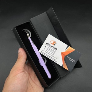 Pince à cils professionnelle violet clair à 45 degrés en acier inoxydable pointe lisse pince à épiler à extension de cils de 11cm vente en gros - Product Image 4
