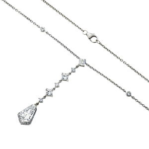 Collier pendentif en or blanc 14 carats avec diamants taille cerf-volant et taille princesse, best-seller, pour un luxe quotidien, disponible à prix abordable - Product Image 4