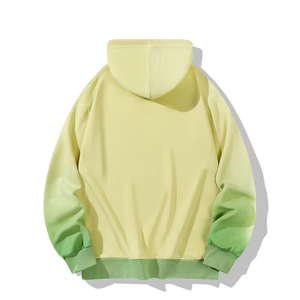 Sweat-shirt imprimé pour homme avec détails graphiques en relief et toucher confortable, idéal pour une collection urbaine et contemporaine - Product Image 2