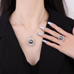 Collier pendentif en perle noire de Tahiti de style rétro Nouveaux accessoires de mode et cadeaux en gros - Product Image 4