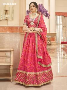 Organza de Alta Calidad con Bordado de Hilo y Lentejuelas, Estampado Floral y Borde Ancho con Diseño Floral, Lehenga-Choli, Proveedor Indio - Product Image 2