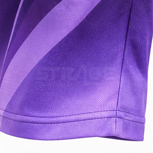Shorts de basketball Performance Team respirants, écologiques, à séchage rapide, en tissu mesh, avec graphiques personnalisés et taille à cordon de serrage pour le terrain - Product Image 5