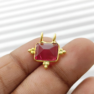 Colgante Rectangular de Cuarzo Rubí con Bisel Elegante, Hecho a Mano, Chapado en Oro, Joyería de Piedra de Nacimiento, Joyería de Cuarzo Rubí, Proveedores Indios - Product Image 5