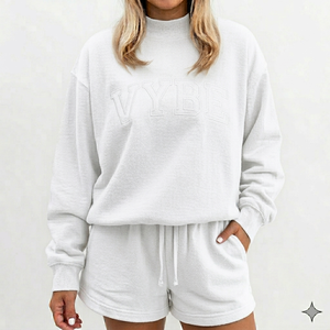 Ensemble court classique et confortable pour femme, col montant, en tissu brossé chaud, deux pièces, coupe décontractée, pour l'hiver, tenue de détente pour temps froid - Product Image 1