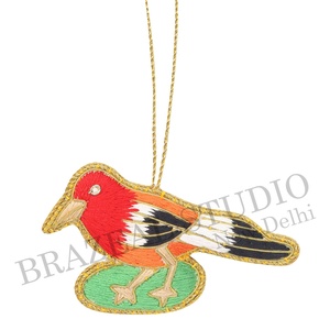 Adornos Navideños Personalizados de Terciopelo Satinado con Cuentas Bordadas a Mano, Ecológicos, de Brazeal Studio, Hilos Dorados de Fábrica - Product Image 5