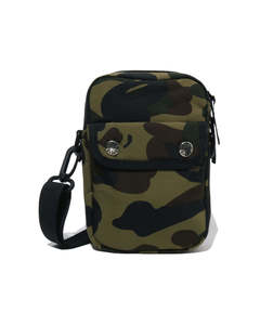 Bolso Bandolera Impermeable de Lona Verde Camuflaje con Cierre Abierto, Bolsillo con Broche y Logotipo de Cabeza de Mono - Unisex, para Uso Diario en Halloween - Product Image 5