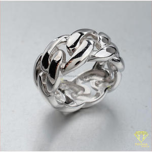 Bague audacieuse de luxe en argent sterling 925 avec moissanite et diamant, motif carré, effet pierre brillante, pour les acheteurs en gros - Product Image 3